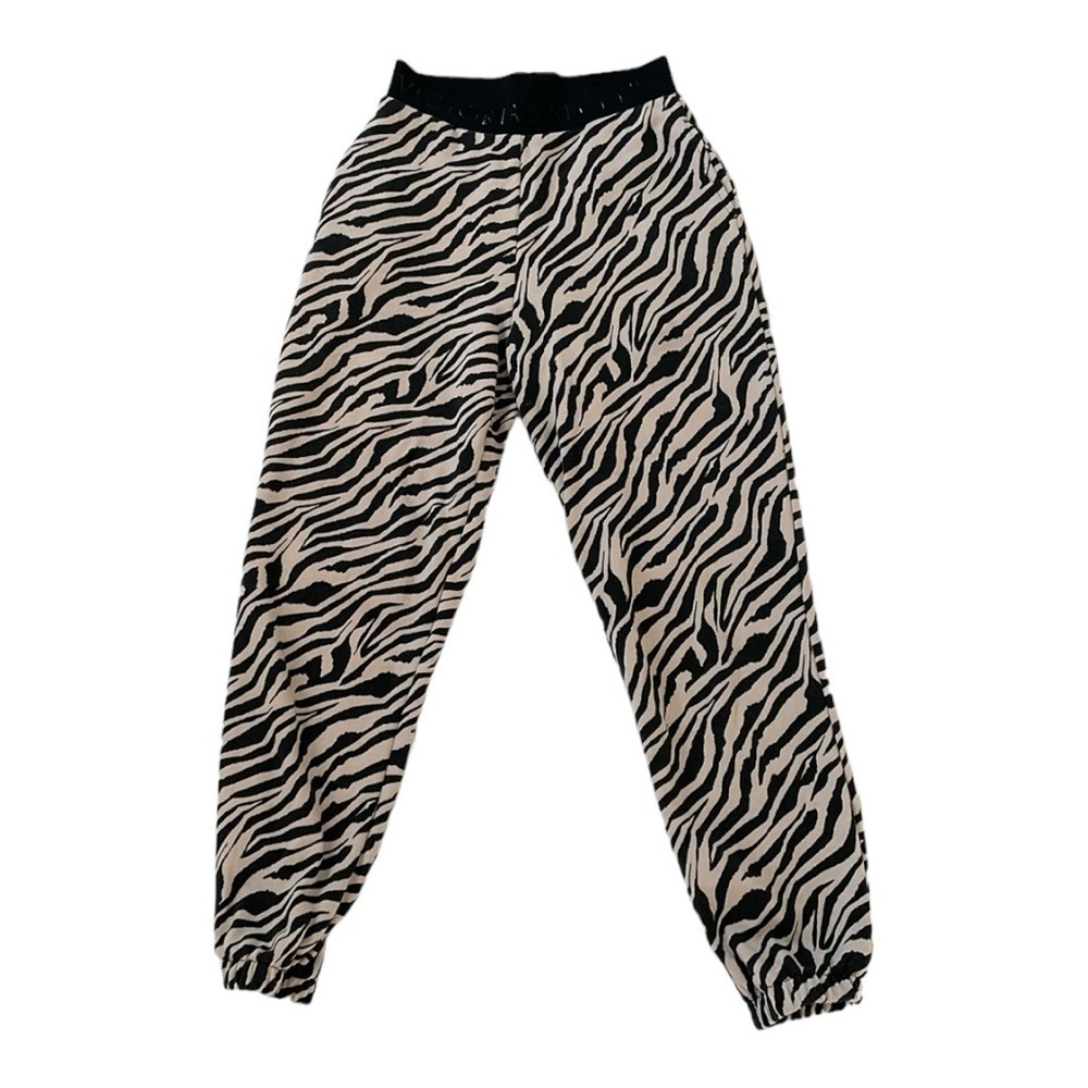 ♥️Victoria Secret♥️Zebra Print High waisted  sweat pants size (XS).